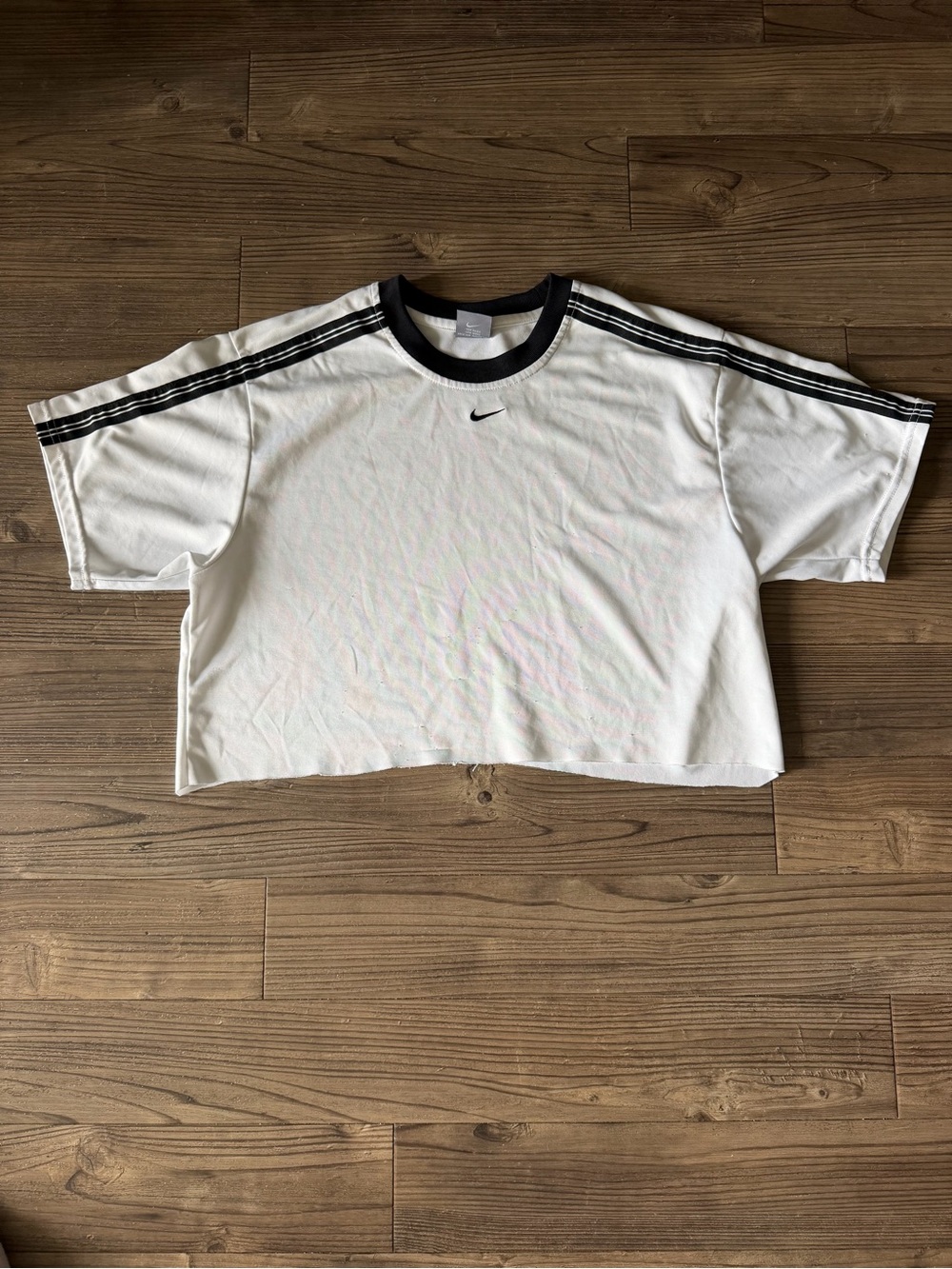 Vintage Nike White Cropped Tee with Black Trim & Stripes